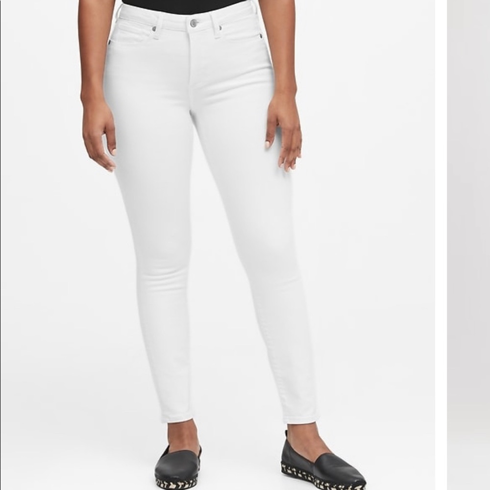 BANANA REPUBLIC: Curvy Mid-rise Skinny Jean